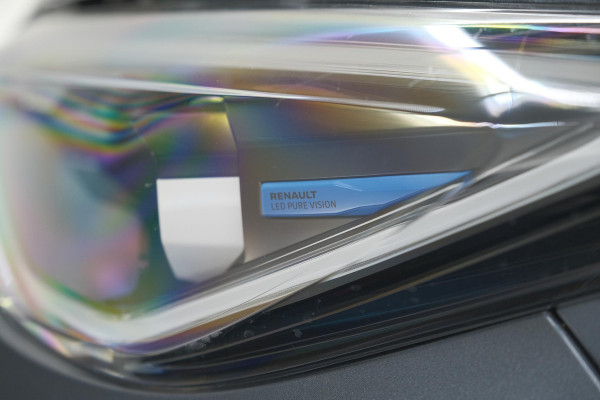 Renault ZOE R110 Life 52 kWh | Koopaccu | 3 Fase | Camera | Apple Carplay | Parkeersensoren