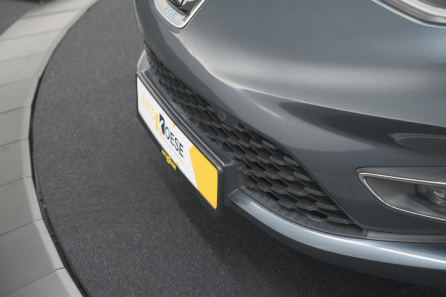 Renault ZOE R110 Life 52 kWh | Koopaccu | 3 Fase | Camera | Apple Carplay | Parkeersensoren