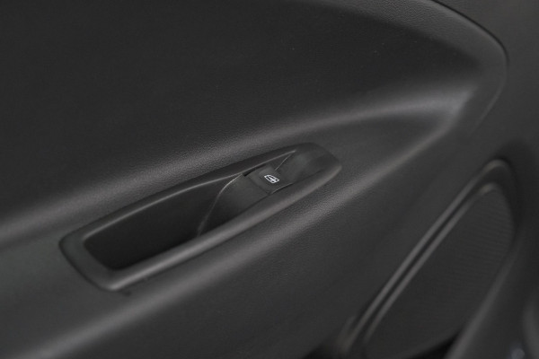 Renault ZOE R110 Life 52 kWh | Koopaccu | 3 Fase | Camera | Apple Carplay | Parkeersensoren