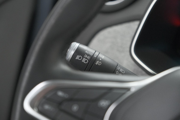 Renault ZOE R110 Life 52 kWh | Koopaccu | 3 Fase | Camera | Apple Carplay | Parkeersensoren