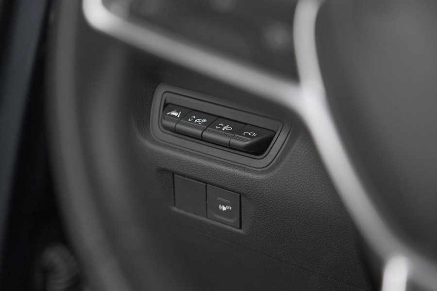 Renault ZOE R110 Life 52 kWh | Koopaccu | 3 Fase | Camera | Apple Carplay | Parkeersensoren