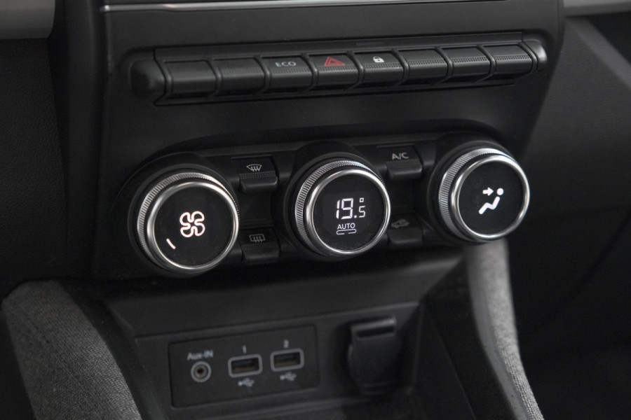 Renault ZOE R110 Life 52 kWh | Koopaccu | 3 Fase | Camera | Apple Carplay | Parkeersensoren