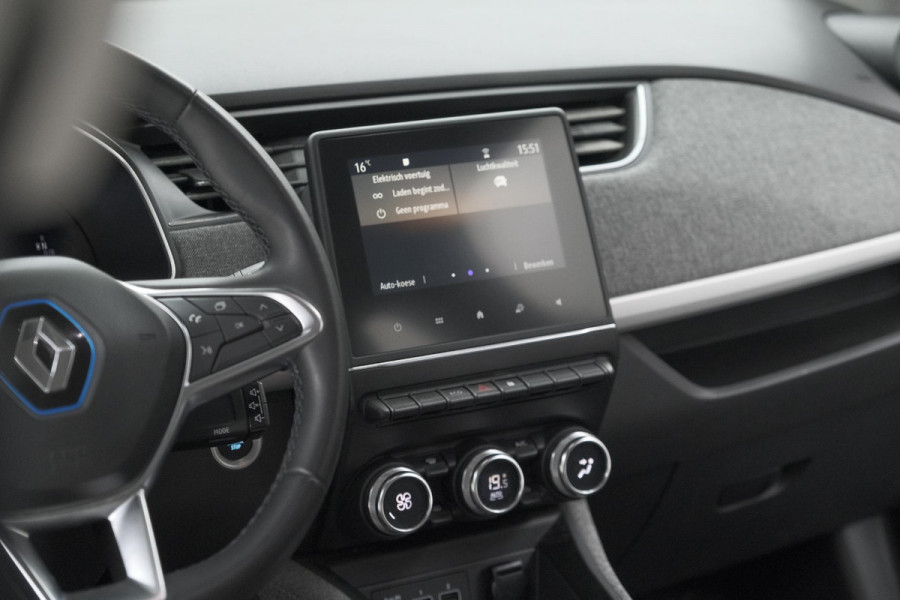 Renault ZOE R110 Life 52 kWh | Koopaccu | 3 Fase | Camera | Apple Carplay | Parkeersensoren
