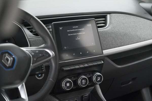 Renault ZOE R110 Life 52 kWh | Koopaccu | 3 Fase | Camera | Apple Carplay | Parkeersensoren