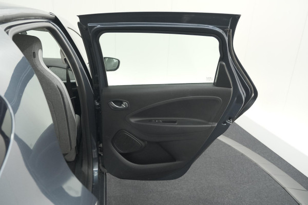 Renault ZOE R110 Life 52 kWh | Koopaccu | 3 Fase | Camera | Apple Carplay | Parkeersensoren