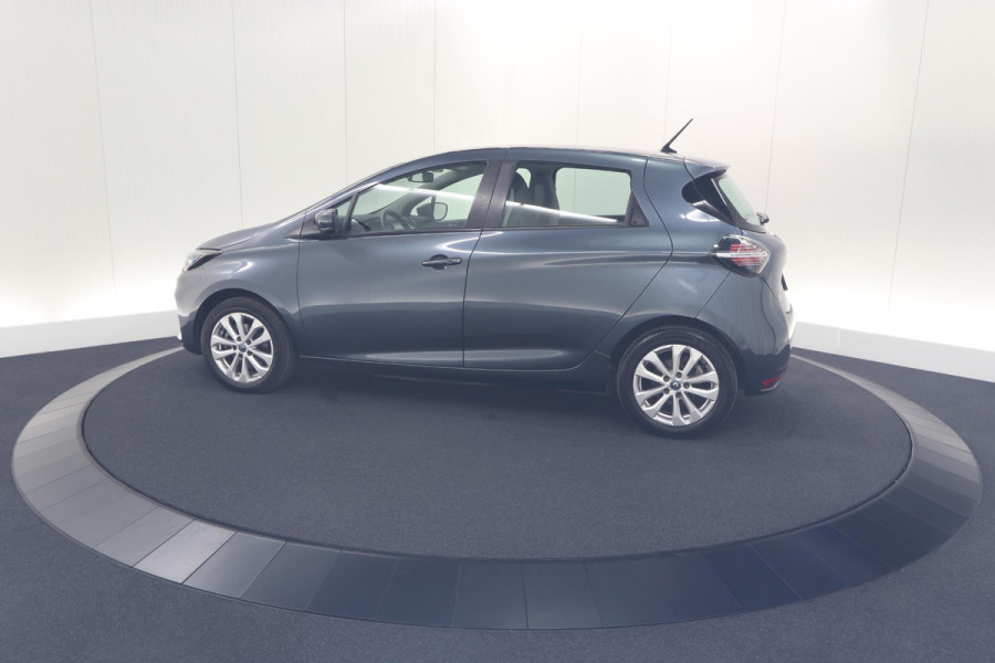 Renault ZOE R110 Life 52 kWh | Koopaccu | 3 Fase | Camera | Apple Carplay | Parkeersensoren