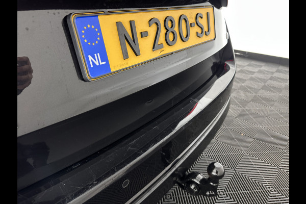 Škoda Octavia Combi 1.4 TSI iV PHEV Business Edition (Plug-in) (INCL.BTW) *FULL-LED | DIGI-COCKPIT | COMFORTSEATS | NAVI-FULLMAP | PRIVACY-GLASS | DAB | SHIFT-PADDLES | ECC | PDC | CRUISE | TOWBAR | 18''ALU*