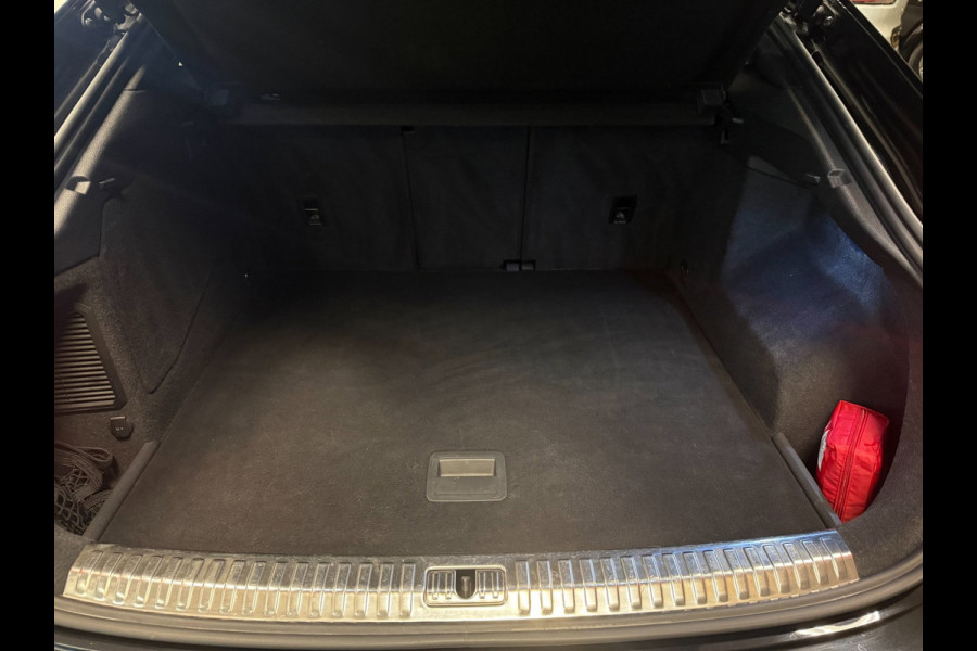 Audi Q3 Sportback 45 TFSI e S edition S-LINE BLACK-LINE 20''SOH-TEST/SFEERVERL/NAVI/DAB/STANDKACHEL/CARPLAY/CAM/KEY-LESS///