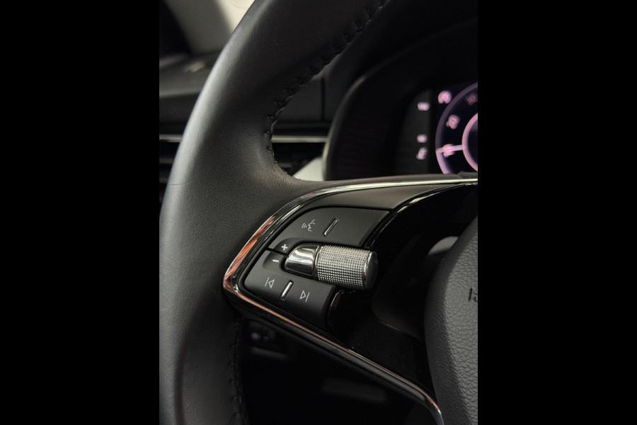 Škoda Kamiq 1.0 TSI Style Carplay Camera