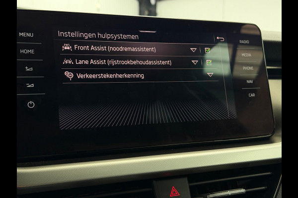 Škoda Kamiq 1.0 TSI Style Carplay Camera