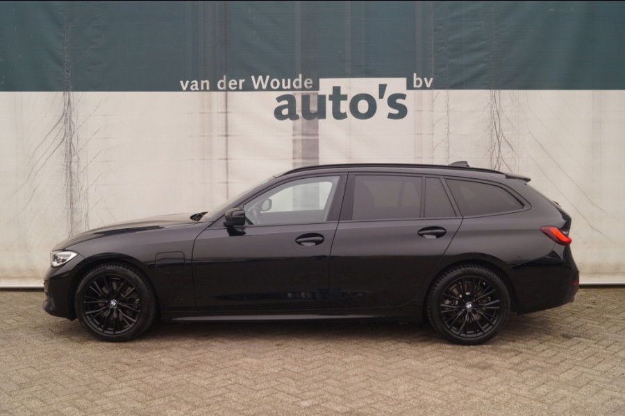 BMW 3 Serie Touring 320e PHEV Business Edition -LEER-TREKHAAK-ECC-