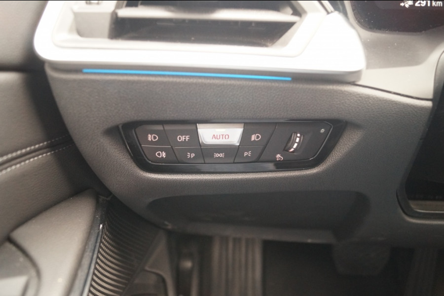 BMW 3 Serie Touring 320e PHEV Business Edition -LEER-TREKHAAK-ECC-