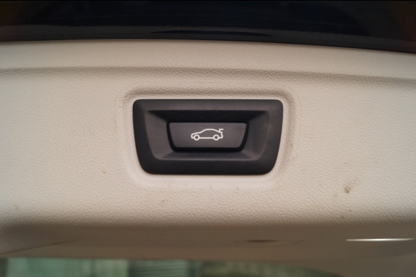 BMW 3 Serie Touring 320e PHEV Business Edition -LEER-TREKHAAK-ECC-