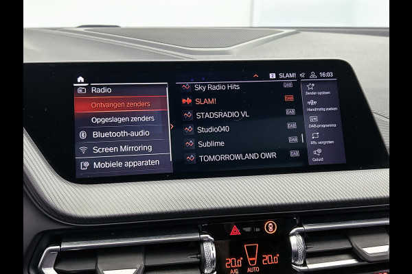 BMW 1-serie M135i xDrive High Executive (Dealer OnderH, Panorama, Stuur Verwarming, StoelV, Schaalstoelen, Navi Pro, PDC, Etc)