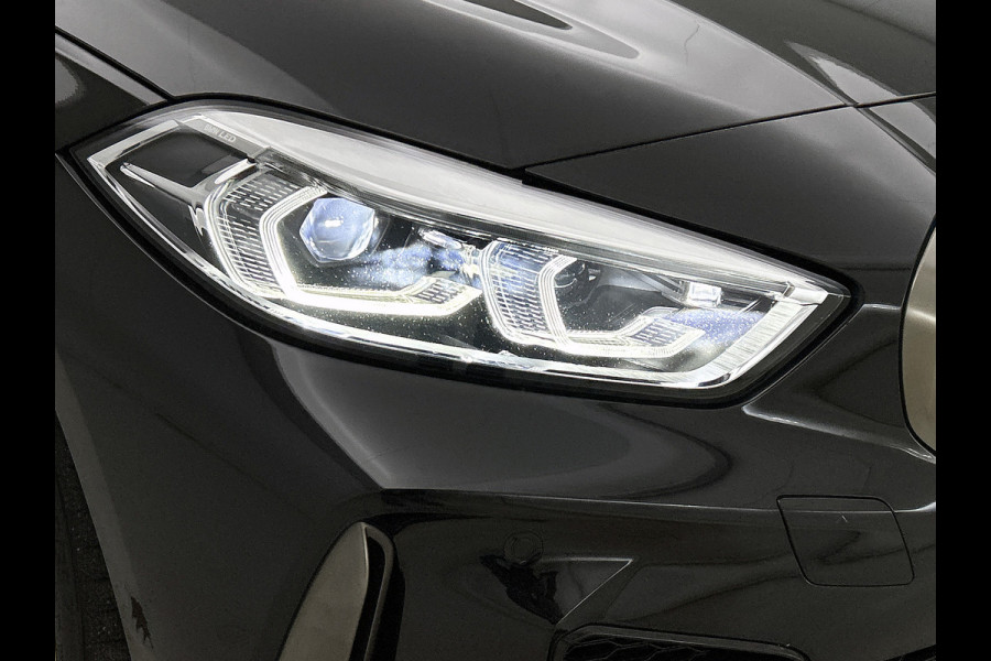 BMW 1-serie M135i xDrive High Executive (Dealer OnderH, Panorama, Stuur Verwarming, StoelV, Schaalstoelen, Navi Pro, PDC, Etc)