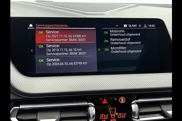 BMW 1-serie M135i xDrive High Executive (Dealer OnderH, Panorama, Stuur Verwarming, StoelV, Schaalstoelen, Navi Pro, PDC, Etc)