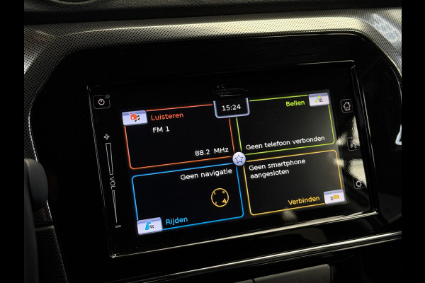 Suzuki Vitara 1.4 Boosterjet Style Smart Hybrid CarPlay