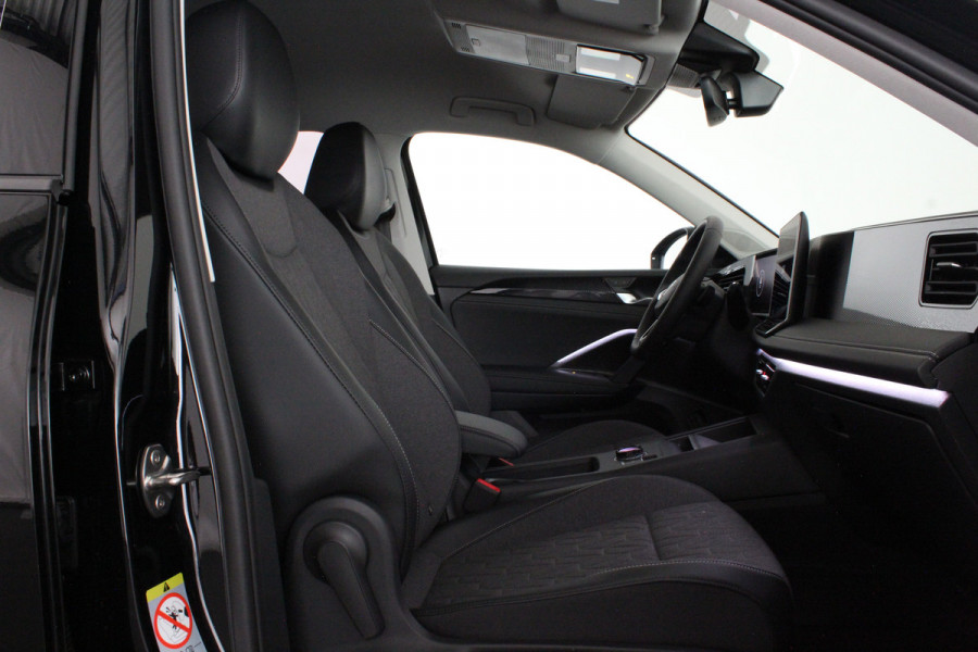 Volkswagen Tiguan 1.5 eHybrid Life Edition > (nieuw) Grenadilla Black/18inch/IQ/Design-pakket/Winterpakket Plus...