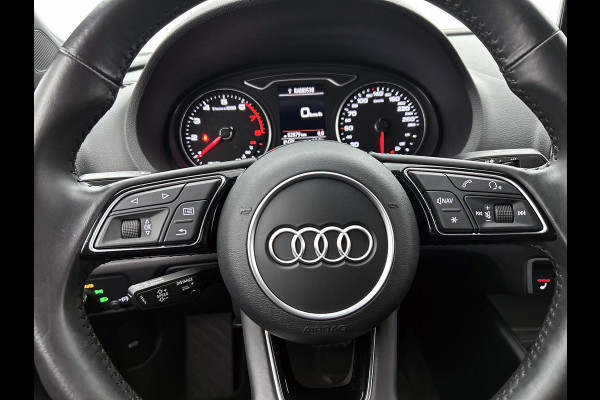 Audi A3 Limousine 35 TFSI CoD Advance Sport 3x S-line( Dealer onderH, Navi, StoelV, PDC, Cruise Con Adpt, Climate Con, Etc)