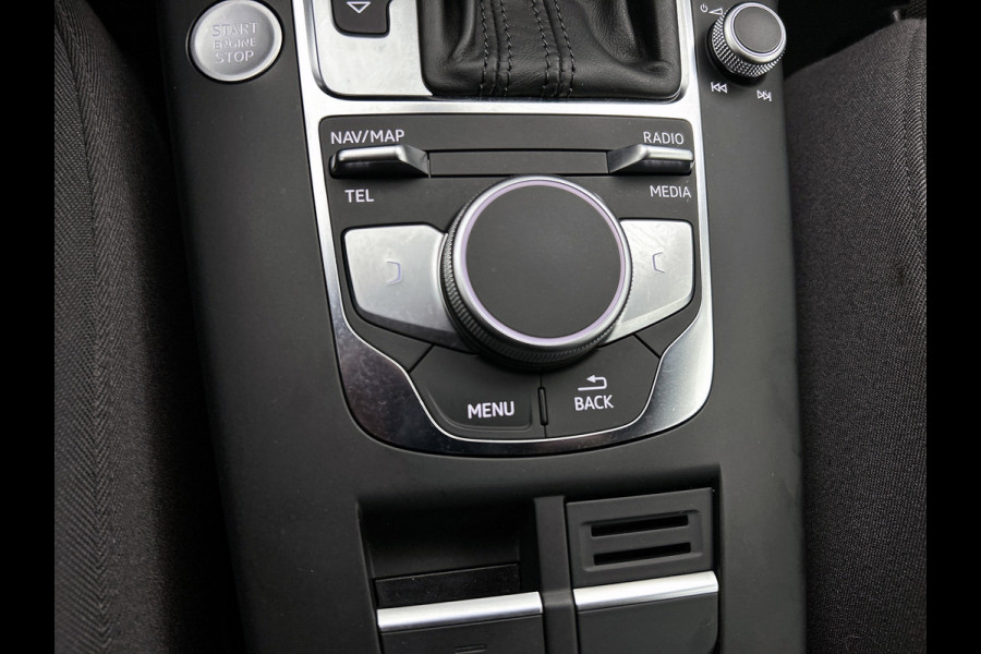 Audi A3 Limousine 35 TFSI CoD Advance Sport 3x S-line( Dealer onderH, Navi, StoelV, PDC, Cruise Con Adpt, Climate Con, Etc)