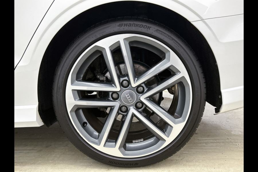 Audi A3 Limousine 35 TFSI CoD Advance Sport 3x S-line( Dealer onderH, Navi, StoelV, PDC, Cruise Con Adpt, Climate Con, Etc)