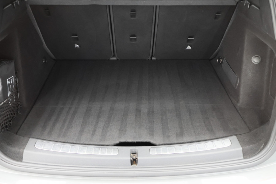 MINI Countryman 2.0 Cooper S Knightsbridge Edition Panoramadak, H&K Sound, ACC, Head-Up, Apple Carplay, 19"