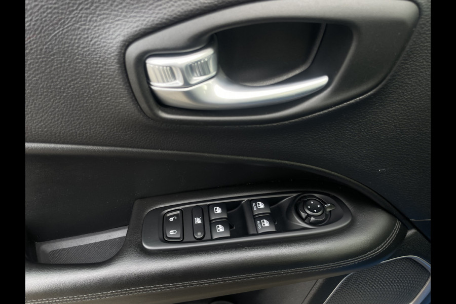 Jeep Compass 1.4 MultiAir Night Eagle | Blauw metallic met zwart dak | Zwarte velgen