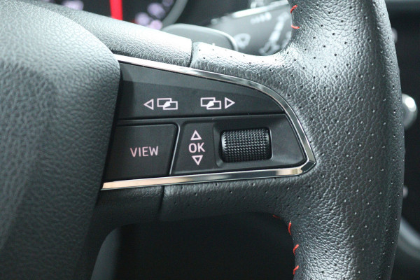 Seat Ibiza 1.0 TSI FR Business Intense (PANORAMADAK, CAMERA, CARPLAY, CRUISE CONTROL ADAPTIEF, PARKEERSENSOREN)