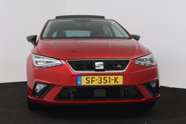 Seat Ibiza 1.0 TSI FR Business Intense (PANORAMADAK, CAMERA, CARPLAY, CRUISE CONTROL ADAPTIEF, PARKEERSENSOREN)