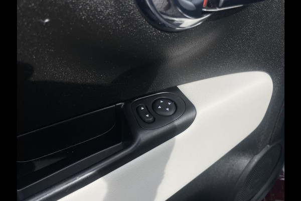 Fiat 500C 1.0 Hybrid Star | Apple/Android CarPlay | Climate Control