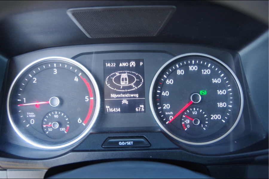 Volkswagen Crafter 35 2.0 TDI L3H2 3-ZITS, 140PK AUT. STANDKACHEL, GEV. ERGO COMFORT STOEL, CRUISE, NAVI, AIRCO