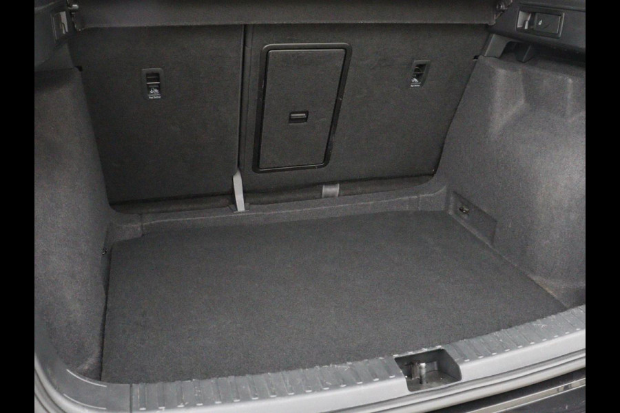 Seat Ateca 1.0 TSI Style Business Intense | Stoel & Stuurverwarming | Cruise Control | Camera | Navigatie | Carplay | LED