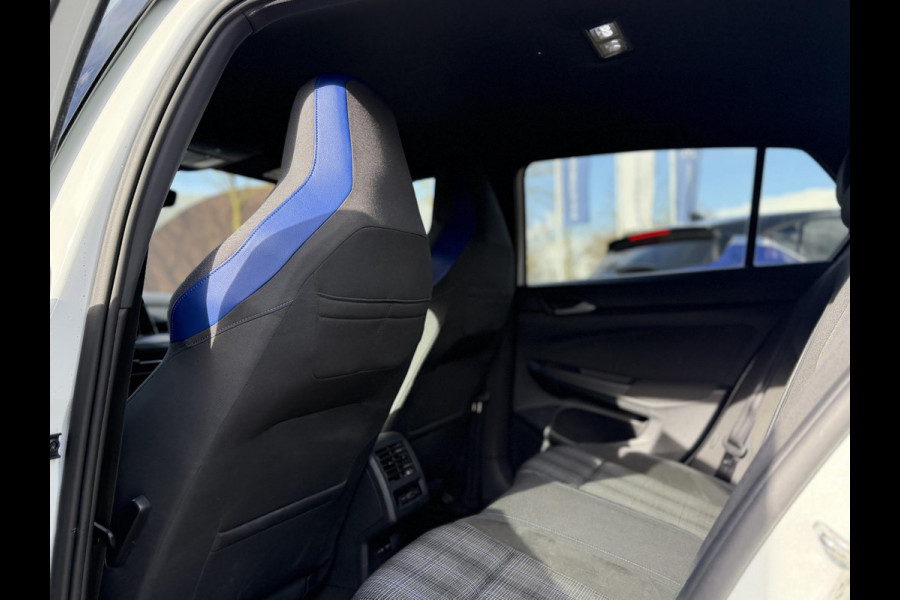 Volkswagen Golf 1.4 eHybrid GTE € 24.900,- VOOR € 22.877,- UW LENTEVOORDEEL € 2.023,-! | RECENT ONDERHOUD GEHAD| STOEL + STUURWIELVERWARMING | ACHTERUITRIJ CAMERA | ADAPTIEVE CRUISE | 19 INCH | INCL. 12 MND BOVAG GARANTIE