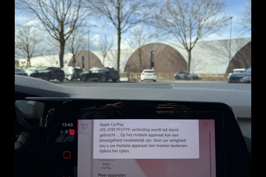 Volkswagen Golf 1.4 eHybrid GTE € 24.900,- VOOR € 22.877,- UW LENTEVOORDEEL € 2.023,-! | RECENT ONDERHOUD GEHAD| STOEL + STUURWIELVERWARMING | ACHTERUITRIJ CAMERA | ADAPTIEVE CRUISE | 19 INCH | INCL. 12 MND BOVAG GARANTIE