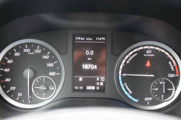 Mercedes-Benz EVITO TOURER PRO L3 90 kWh 350km 9-persoons l-vloerrail el.schuifdeuren snelladen leer+vw 47.940,-incl.btw