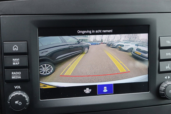 Mercedes-Benz EVITO TOURER PRO L3 90 kWh 350km 9-persoons l-vloerrail el.schuifdeuren snelladen leer+vw 47.940,-incl.btw