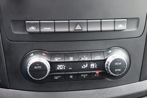 Mercedes-Benz EVITO TOURER PRO L3 90 kWh 350km 9-persoons l-vloerrail el.schuifdeuren snelladen leer+vw 47.940,-incl.btw