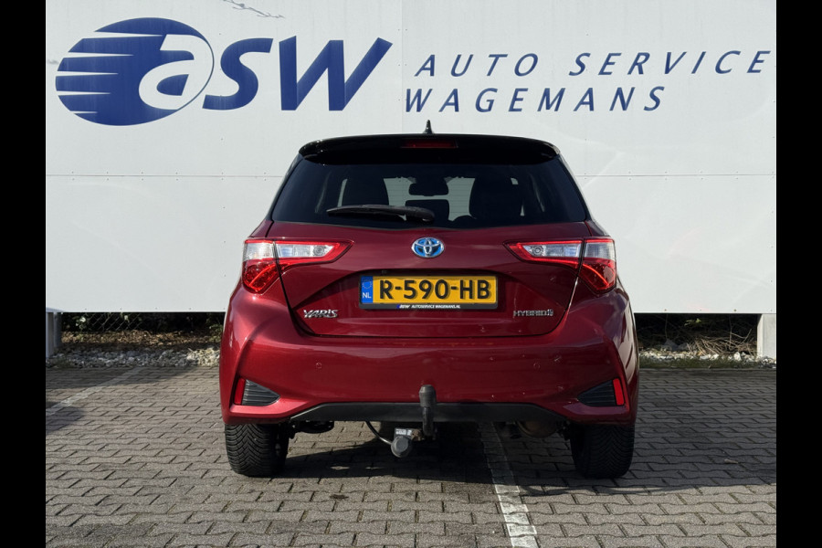 Toyota Yaris 1.5 Hybrid Bi-Tone | CarPlay | Camera | Keyless | 16 inch