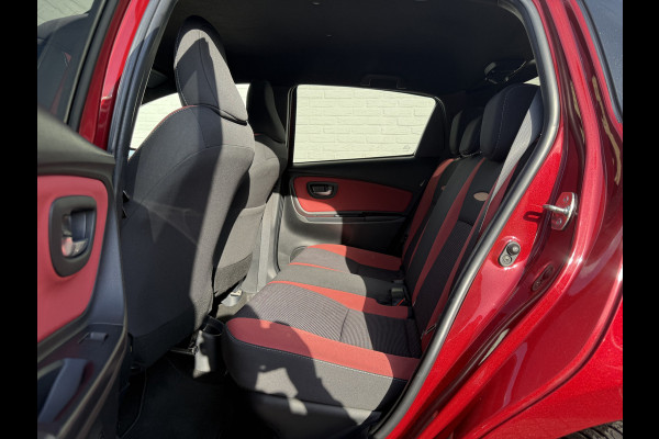 Toyota Yaris 1.5 Hybrid Bi-Tone | CarPlay | Camera | Keyless | 16 inch