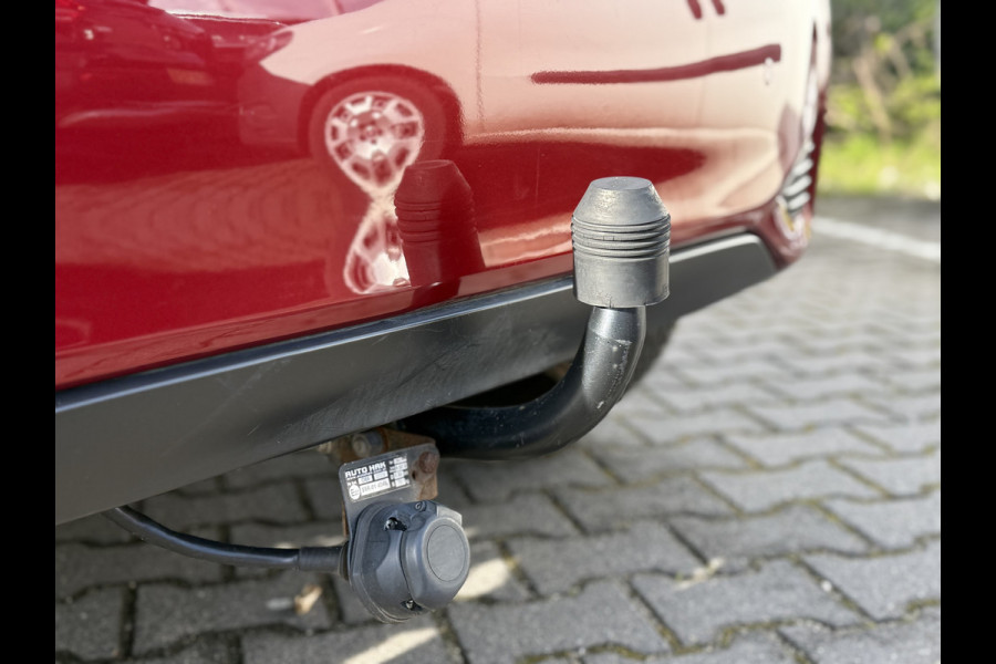 Toyota Yaris 1.5 Hybrid Bi-Tone | CarPlay | Camera | Keyless | 16 inch