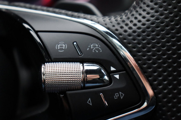 Škoda Kodiaq 1.5 TSI Sportline Business schuifdak stuur+stoelverw. el.klep+trekhaak canton