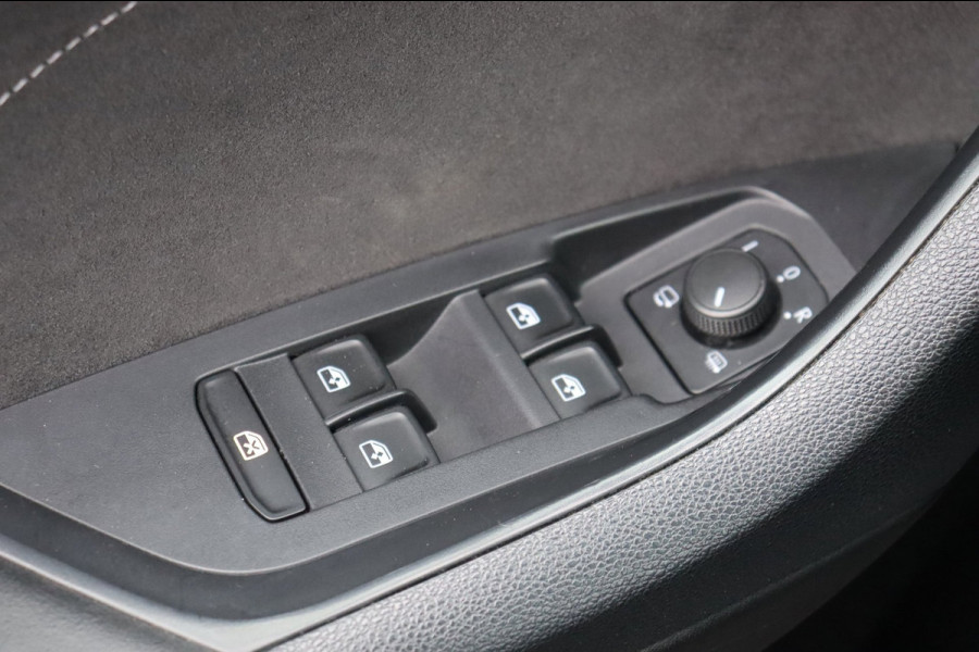 Škoda Kodiaq 1.5 TSI Sportline Business schuifdak stuur+stoelverw. el.klep+trekhaak canton