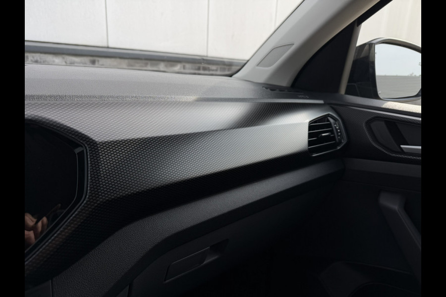 Volkswagen T-Cross 1.0 TSI Life | Navi | Carplay | Adap. Cruise | PDC | Blind-Spot