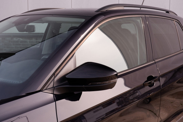 Volkswagen T-Cross 1.0 TSI Life | Navi | Carplay | Adap. Cruise | PDC | Blind-Spot