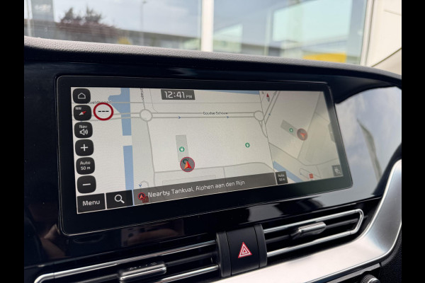 Kia e-Niro ExecutiveLine 64 kWh | JBL audio | Stoel verwarming en ventilatie | Stuurverwarming | Lederen | Dodehoek detectie | Navigatie | Apple Carplay / Android Auto | Elektrisch bedienbare bestuurdersstoel met geheugen