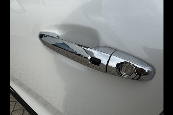 Kia e-Niro ExecutiveLine 64 kWh | JBL audio | Stoel verwarming en ventilatie | Stuurverwarming | Lederen | Dodehoek detectie | Navigatie | Apple Carplay / Android Auto | Elektrisch bedienbare bestuurdersstoel met geheugen