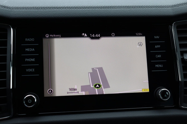 Škoda Kodiaq 1.5 TSI Business Edition pano-dak el.trekhaak camera nw.model