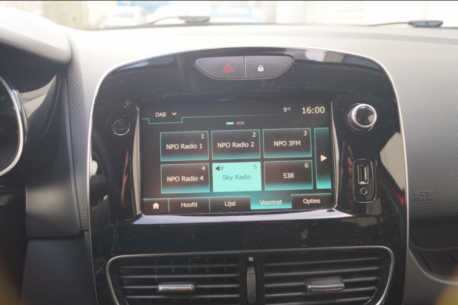 Renault Clio Estate 0.9 TCe 90pk Limited -NAVI-AIRCO-PDC-TREKHAAK-LED-