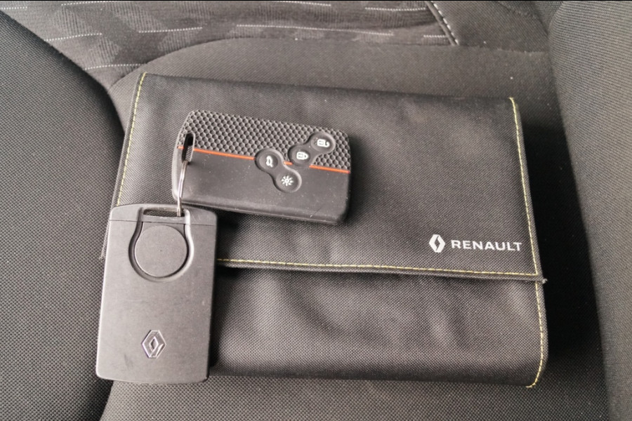 Renault Clio Estate 0.9 TCe 90pk Limited -NAVI-AIRCO-PDC-TREKHAAK-LED-