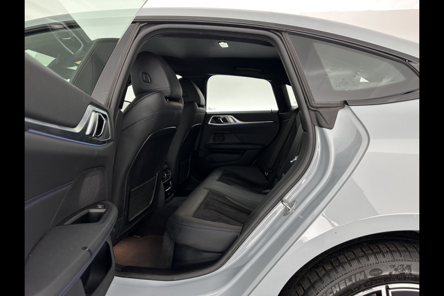 BMW i4 eDrive40 84 kWh [ 3-Fase ] (INCL.BTW) *LEATHER-MICROFIBRE | FULL-LED | ADAPTIVE-CRUISE | HEATED-SPORTSEATS | CAMERA | DAB | WIDESCREEN-DIGI-COCKPIT | NAVI-FULLMAP | ECC | PDC | 18''ALU*